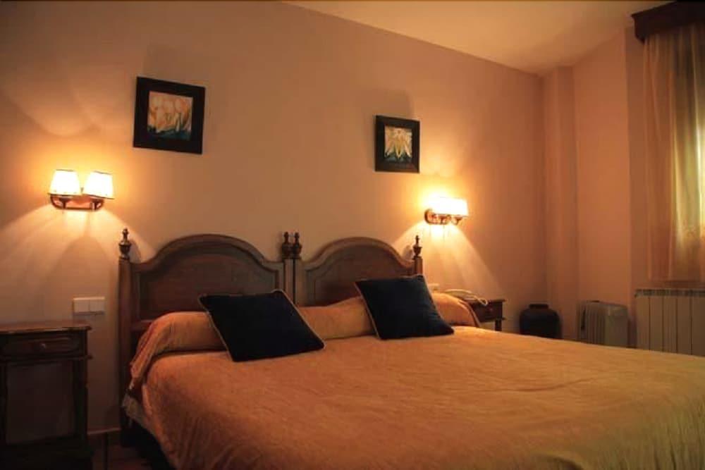 Hotel Patri Huéscar المظهر الخارجي الصورة